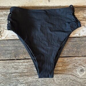 Tropik | NWT Black High Waisted Ribbed Bikini Bottoms